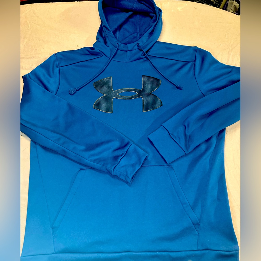 Men’s  blue under armour hoodie. Size L